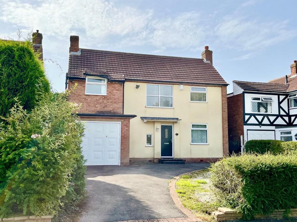 Hawthorn Road, Streetly, Sutton... 3 bed detached house £375,000