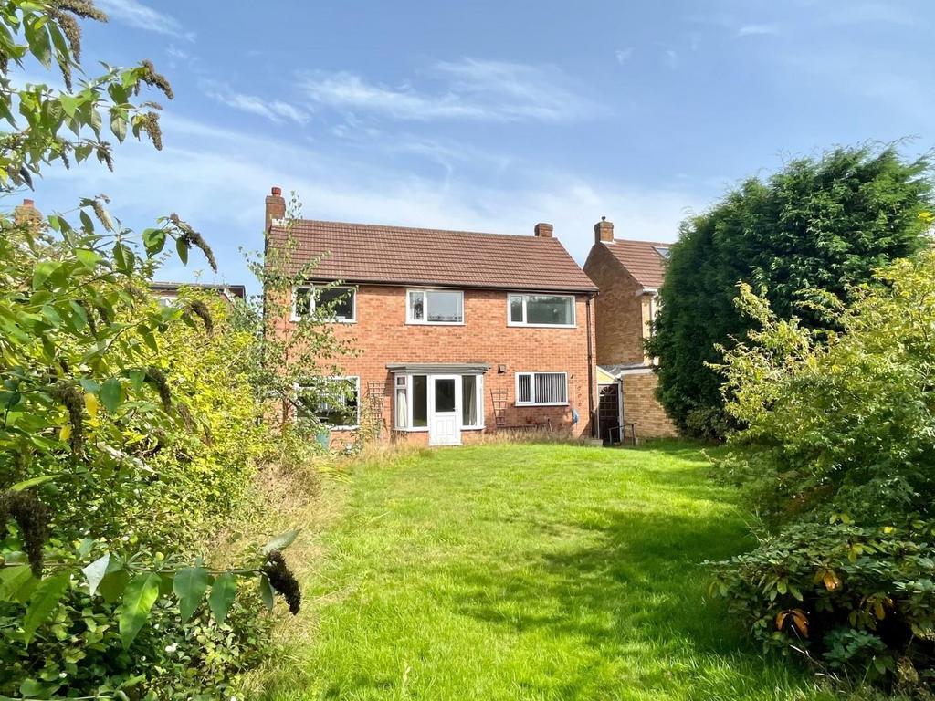 Hawthorn Road, Streetly, Sutton... 3 bed detached house £375,000