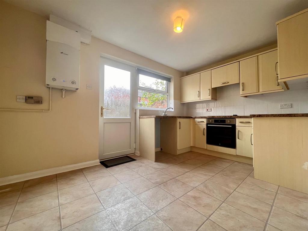 Ambrose Street, Fulford 2 bed terraced house £995 pcm (£230 pw)