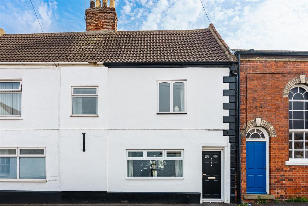 Greenshaw Lane, Patrington 2 bed cottage for sale £135,000