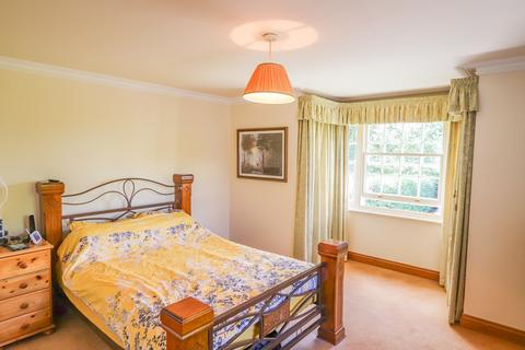 4 bedroom detached house for sale - Staplecross, TN32