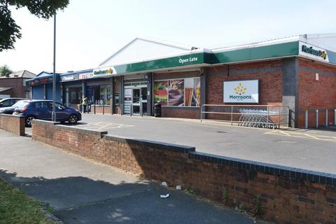 Convenience store to rent, Mayfield Parade, Rochdale OL16