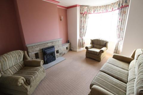 339 Halifax Road, Cross Roads, Keighley, BD22 9AA