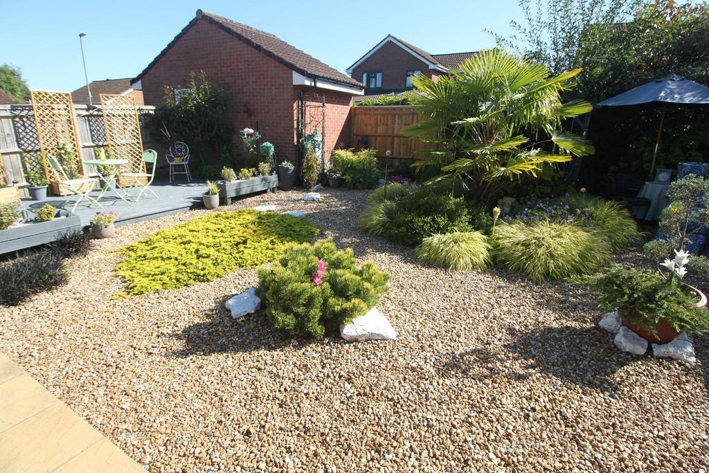 Garden 1.JPG