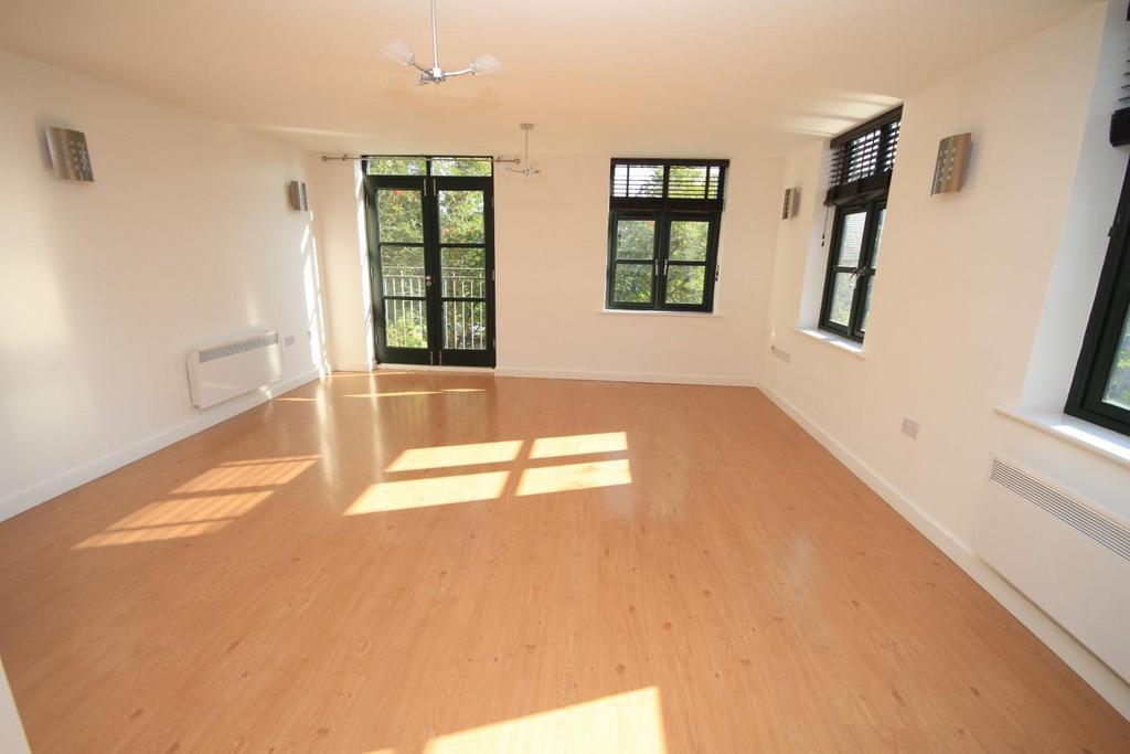 Tenterfields House, Meadow Road, Apperley Bridge, Bradford 2 bed