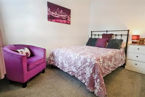 55 Blackheath Road, Lowestoft, NR33 7JE