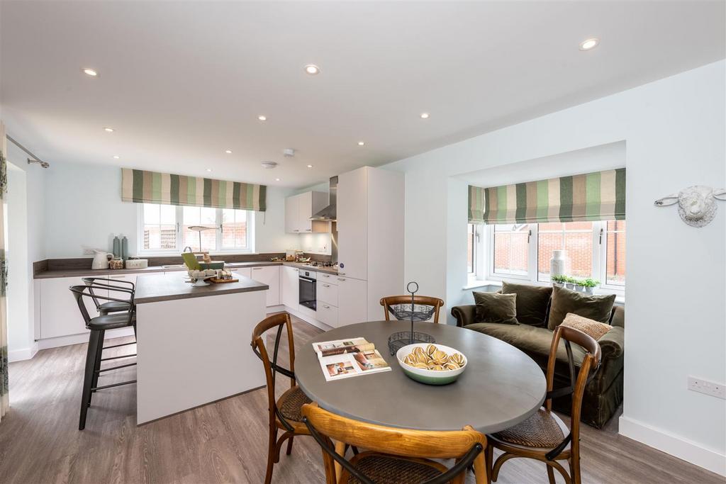 Kitchen/Dining Area