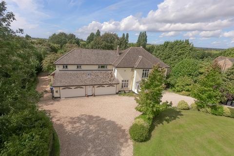 17 Corbett Road, Carterton, OX18 3LG