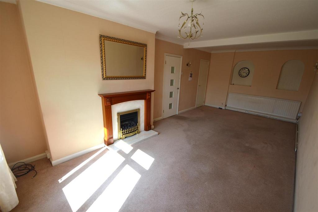 Liv 2.JPG