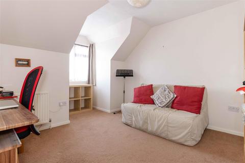 45 Brook Way, Lancing, BN15 8DQ