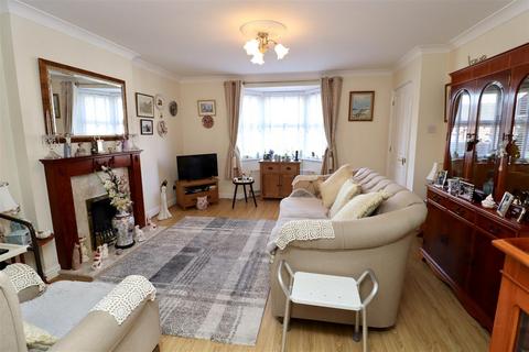 2 Cornelius Walk, Market Weighton, York, YO43 3NZ