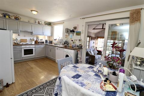 2 Cornelius Walk, Market Weighton, York, YO43 3NZ