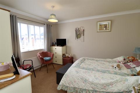 2 Cornelius Walk, Market Weighton, York, YO43 3NZ