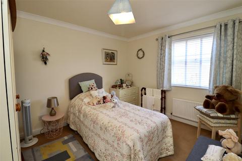 2 Cornelius Walk, Market Weighton, York, YO43 3NZ
