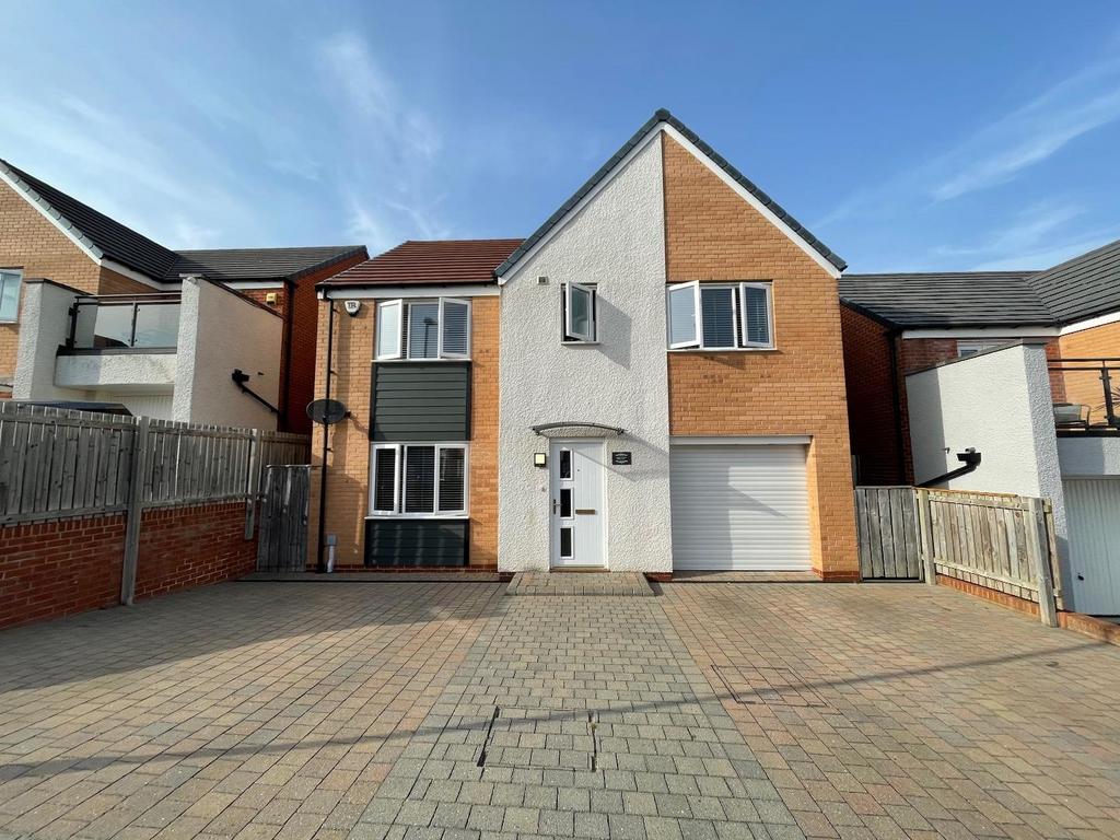Rosebay Close, Cuthbert... 5 bed detached house for sale £280,000