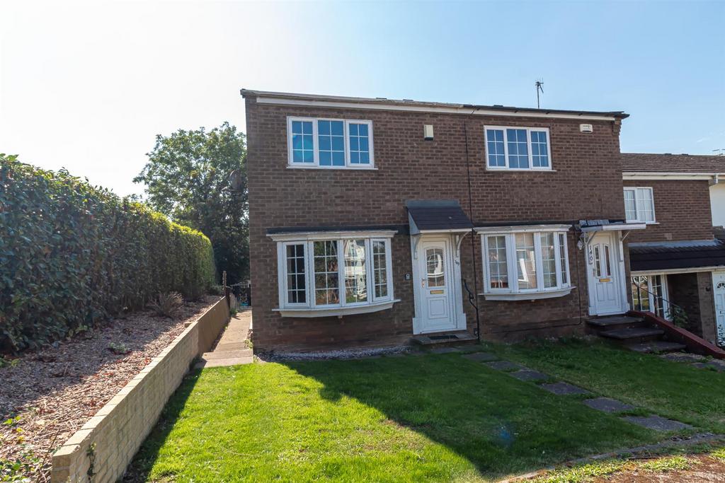 Howbeck Road, Arnold, Nottingham 2 bed end of terrace house £895 pcm (£207 pw)