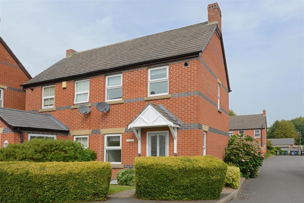 Glendower Court, Greenfields, Shrewsbury 2 bed semidetached house for
