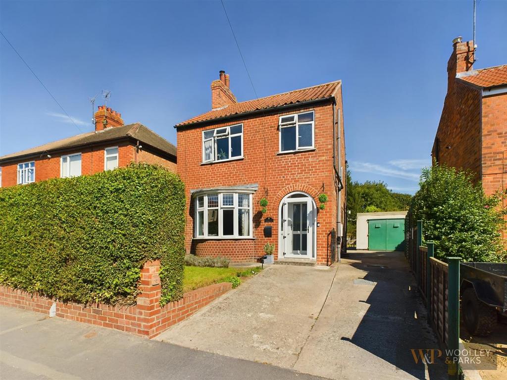 North Street, Nafferton, Driffield 3 bed detached house for sale £269,000