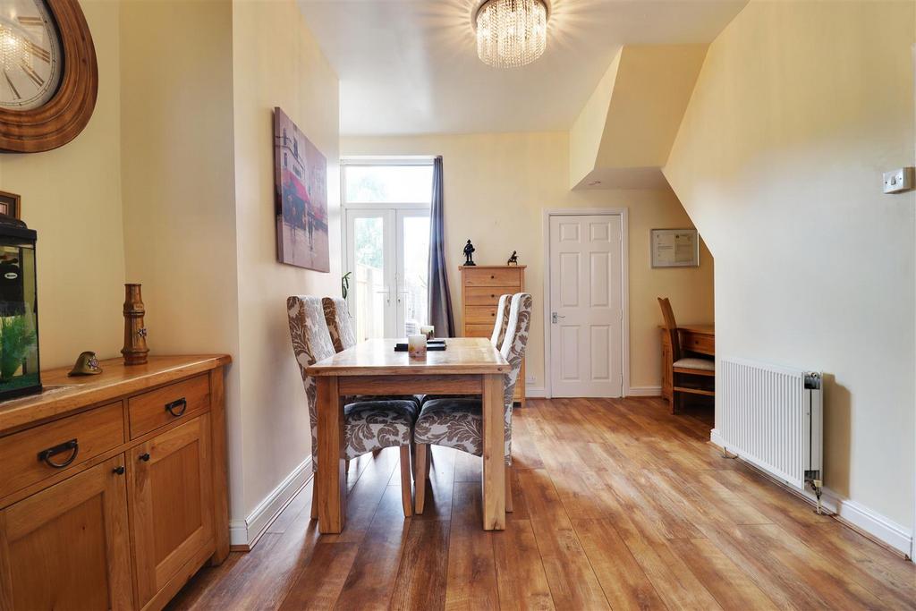 Salisbury Street, Hessle 4 bed end of terrace house for sale £242,500