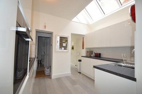 2 bedroom cottage for sale, Haslemere GU27