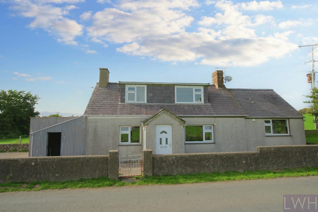 Caer Llo, Botwnnog 3 bed detached house for sale £188,000