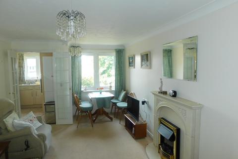 2 bedroom retirement property for sale, Beaulieu Road, Dibden Purlieu SO45