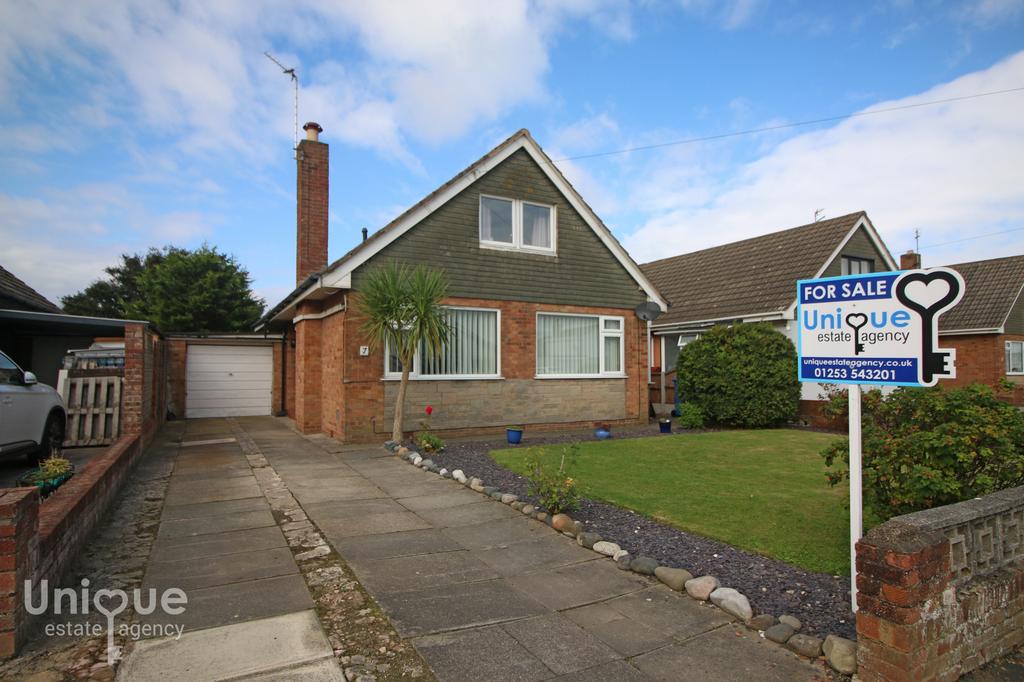 Bowness Avenue, Fleetwood, FY7 4 bed detached house for sale £269,950