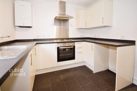 2 bedroom ground floor maisonette for sale, Tarrant Wharf, Arundel, West Sussex