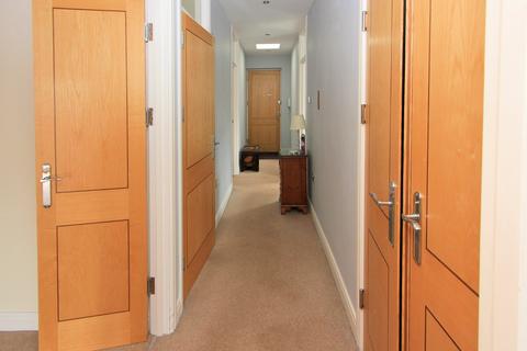 2 bedroom penthouse for sale, Robert Ellis Court, St. Martins Road, Knebworth, Hertfordshire, SG3