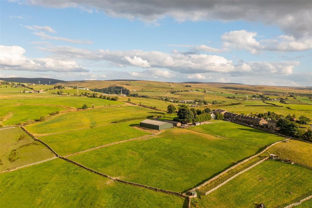 Halifax Road, Briercliffe, Burnley... 4 bed equestrian property £900,000