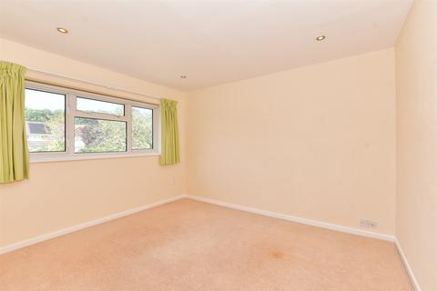 7 Ashden Walk, Tonbridge, TN10 3RJ