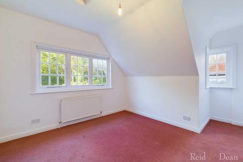 2 bedroom apartment to rent, Baslow Road, Eastbourne