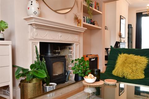 106 Ditchling Road, Brighton, BN1 4SG