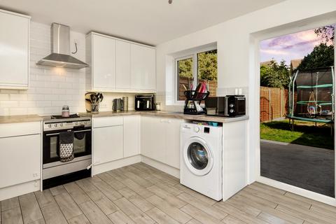 20 Goya Rise, Shoeburyness, Southend-on-sea, SS3 9TE