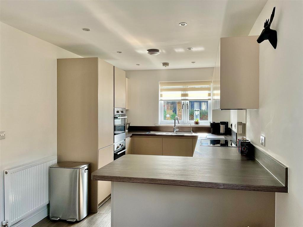 Kitchen New 3