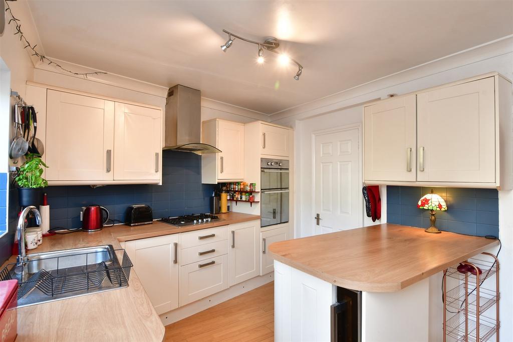 Mackie Avenue, Patcham, Brighton, East Sussex 5 bed semidetached house for sale £575,000
