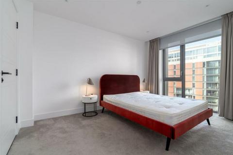 2 bedroom apartment to rent, Prince of Wales Drive, Battersea, SW11