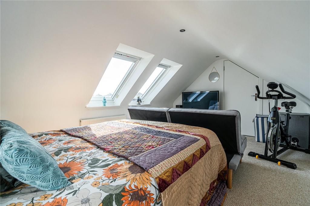 Bedroom 1 Alt