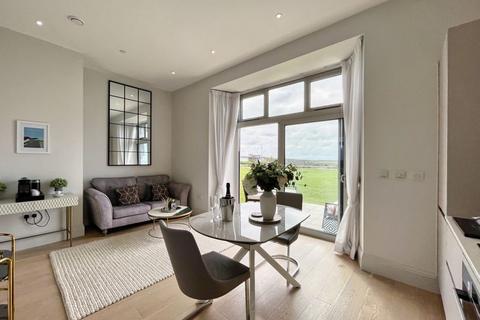 1 bedroom apartment for sale, 15 The Rest, Rest Bay, Porthcawl, CF36 3UP