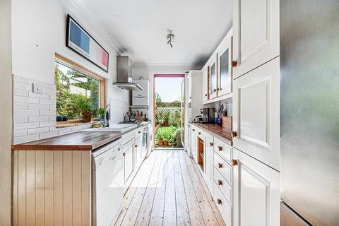 8 Sunderland Road, South Ealing, London, W5 4JY