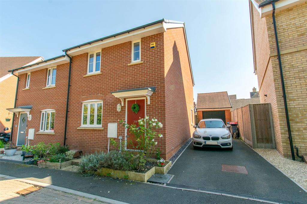 Newton Leys, Bletchley MK3 3 bed semidetached house for sale £360,000