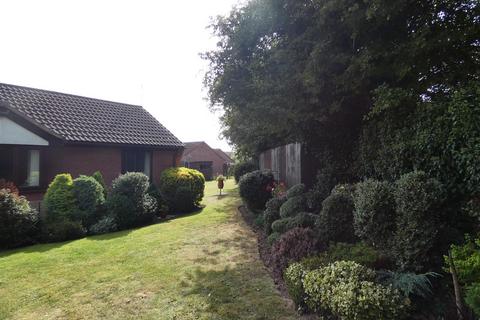 2 bedroom semi-detached bungalow for sale, Ladywell Close, Stretton, Burton-On-Trent