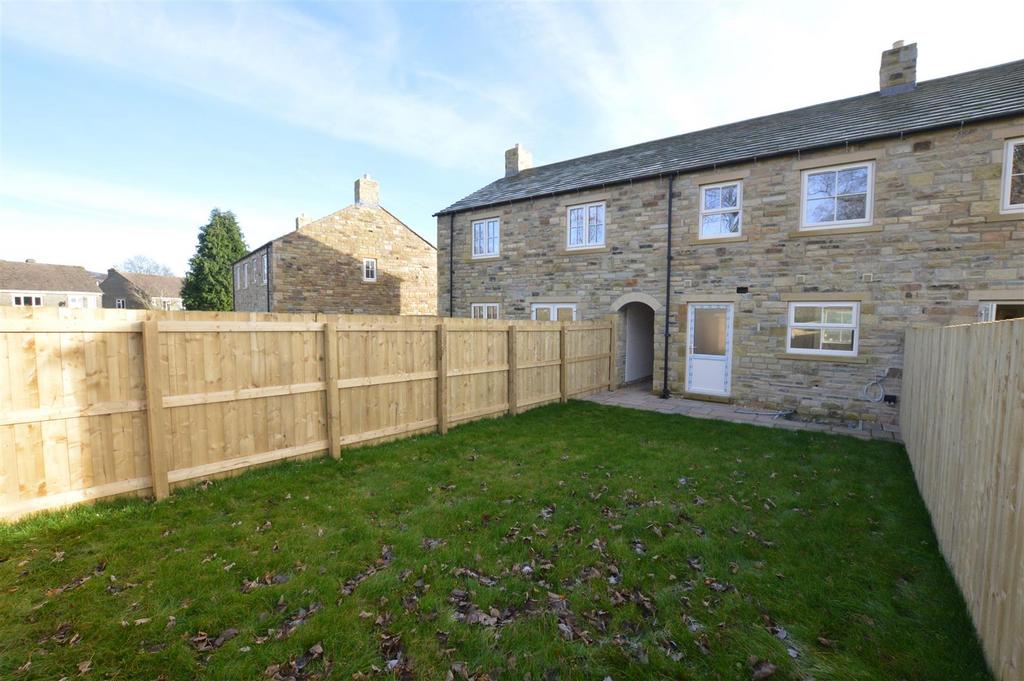 (PLOT 4) 7 Hornblower Court, Bainbridge, Wensleydale 2 bed terraced house for sale £60,000