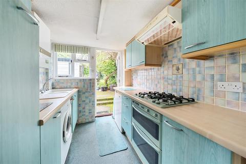 8 Bury Walk, Bedford, MK41 0DU