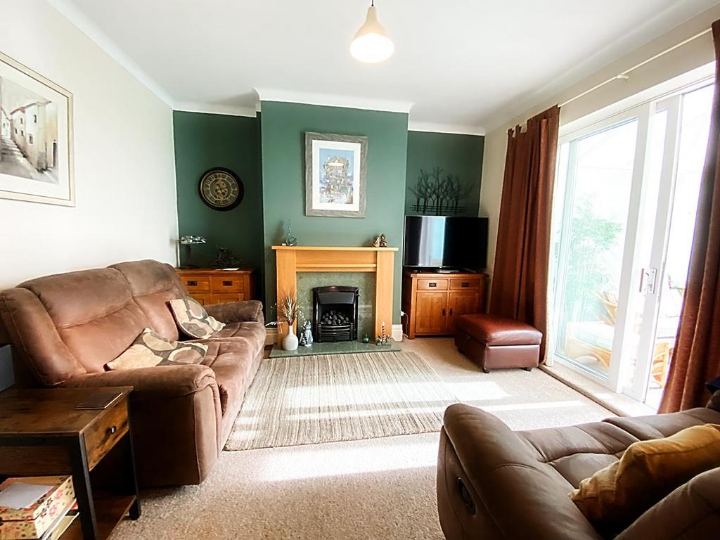 Logan Road, Walkerville 3 bed semidetached house £235,000