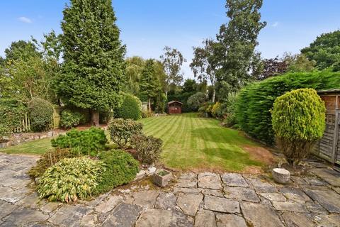 72 Westgate, Guiseley, Leeds, LS20 8HJ