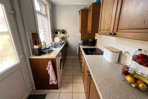 2 bedroom terraced house for sale - Bruce Street, Off Narborough Road, Leicester, LE3