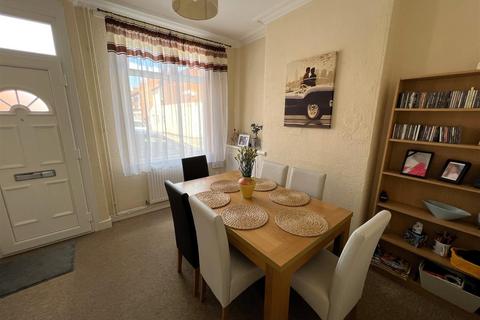 2 bedroom terraced house for sale - Bruce Street, Off Narborough Road, Leicester, LE3