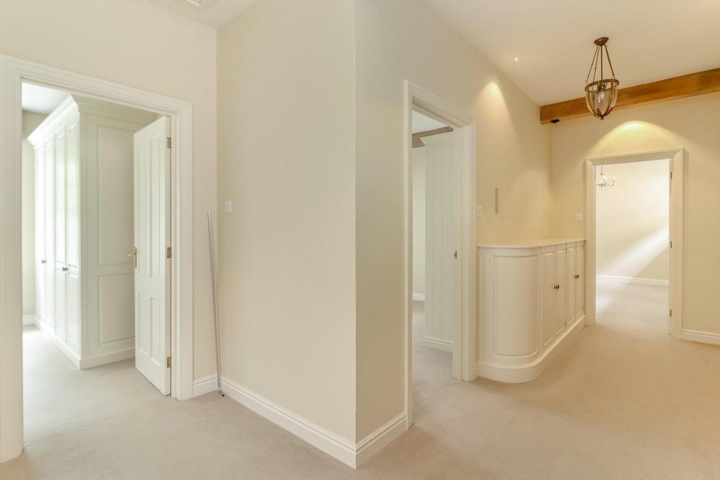 Hallway.jpg