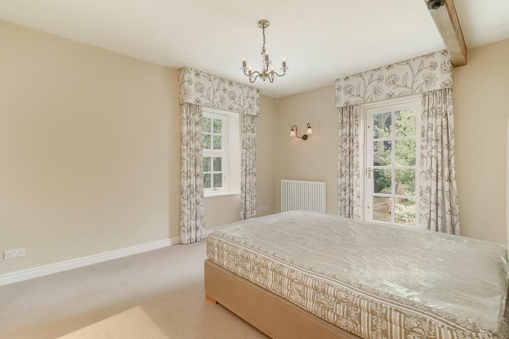 Master Bedroom - C 3.jpg